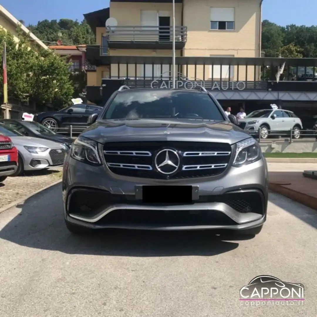 Mercedes-Benz GLS 63 AMG S 4Matic V8 Biturbo Šedá - 2