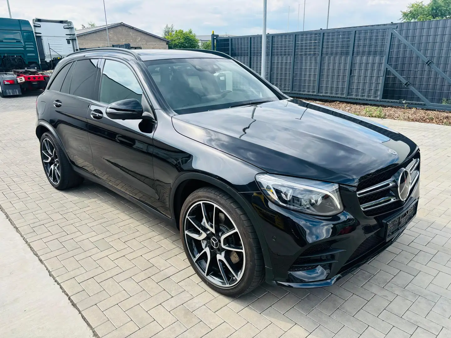 Mercedes-Benz GLC 43 AMG GLC 43 AMG BiTurbo 4Matic *Full-Options/Carbon Noir - 1