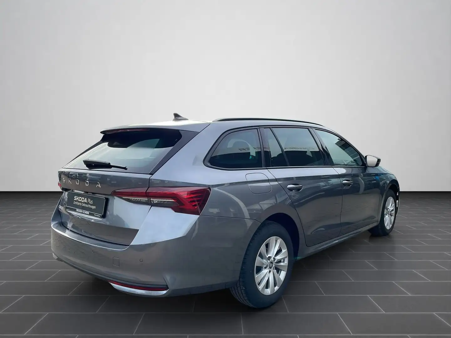 Skoda Octavia Combi 1.5 TSI NAVI SHZ RFK LED ACC DAB Grau - 2