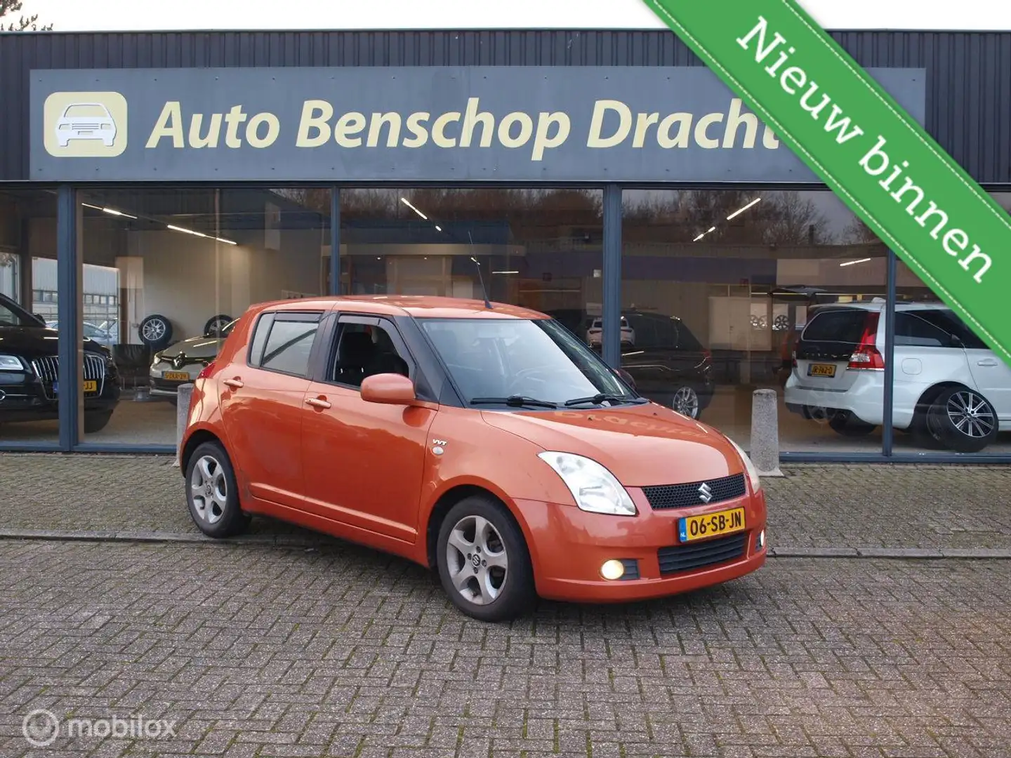 Suzuki Swift 1.5 GLS Velgen Airco Audio Breedstralers Orange - 1