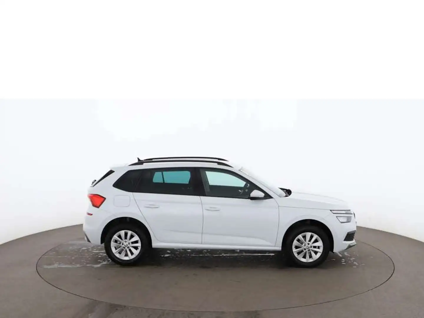Skoda Kamiq 1.0 TSI Selection LED RADAR DIGI-TACHO PDC Білий - 2