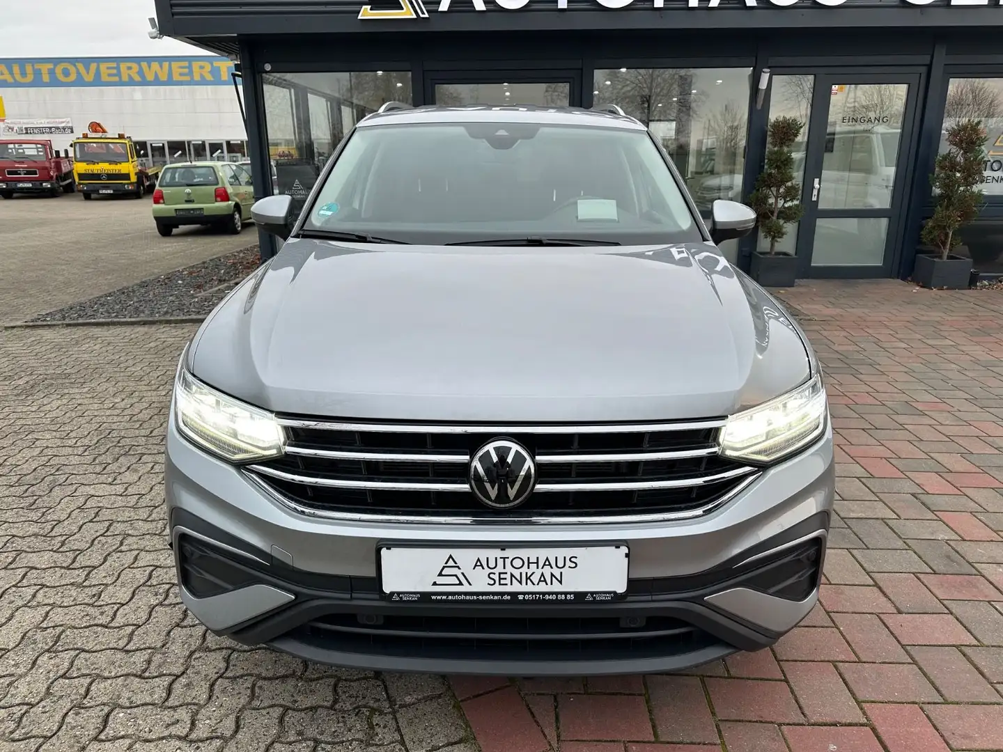 Volkswagen Tiguan Allspace 2.0 TDI DSG*HUD*AHK*R-CAM*VIRTUA Argent - 2