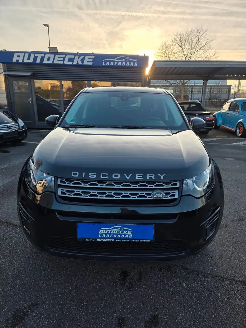 Land Rover Discovery Sport Pure Schwarz - 2