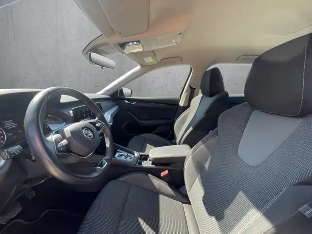 Skoda Octavia view 9