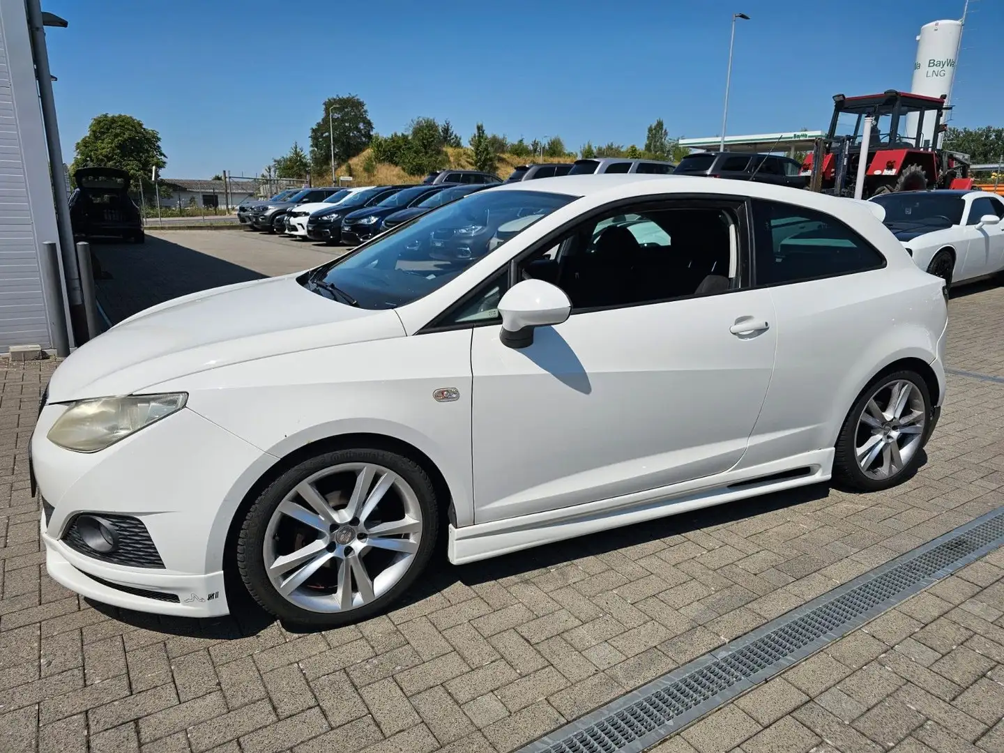 SEAT Ibiza SC Sport 1.4i*Shzg*TÜV*ZahnrmNEU Wit - 1