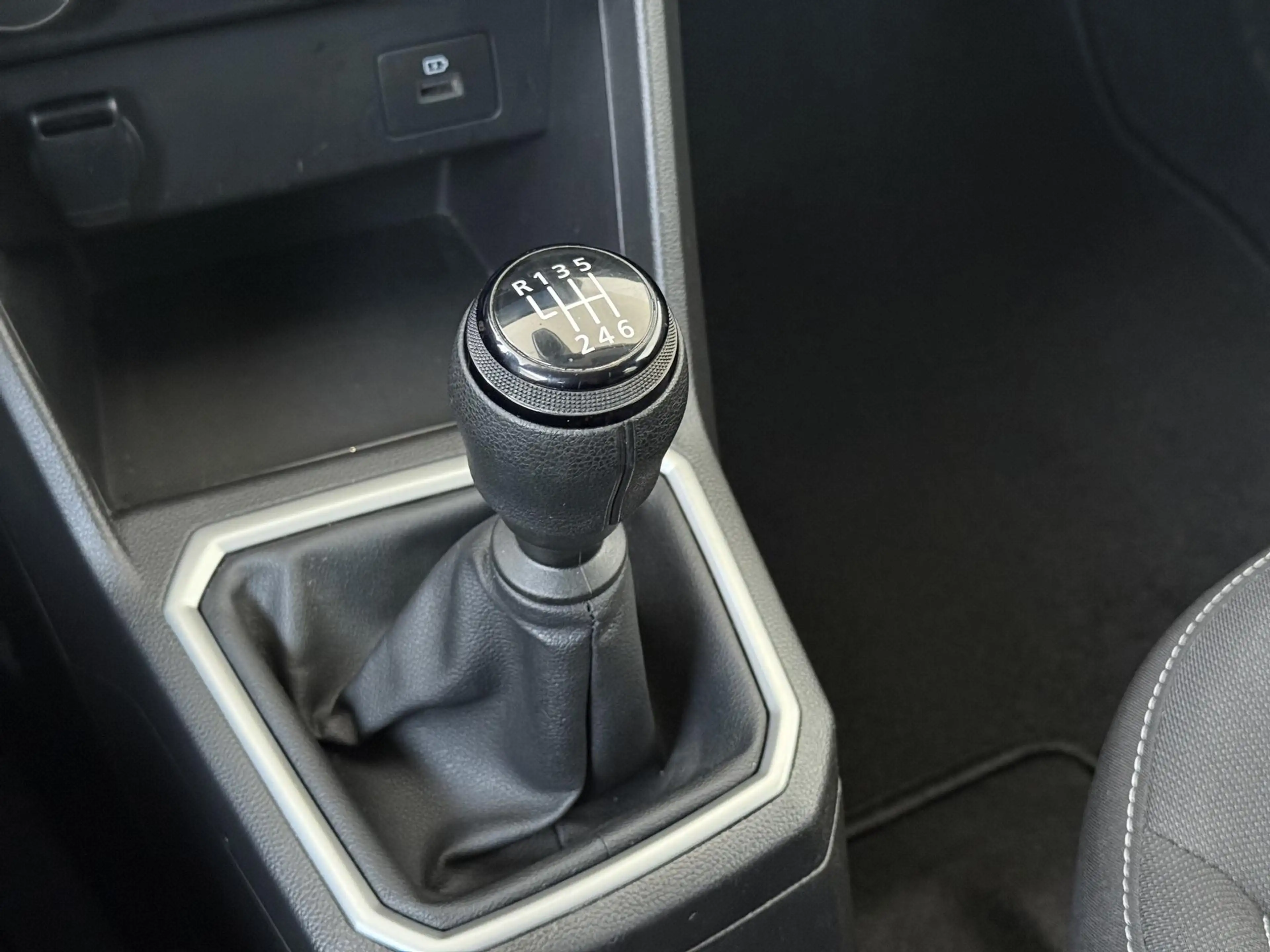 Dacia Jogger 1.0 TCe 100 ECO-G Expression 5p. Apple Carplay | C — photo 14