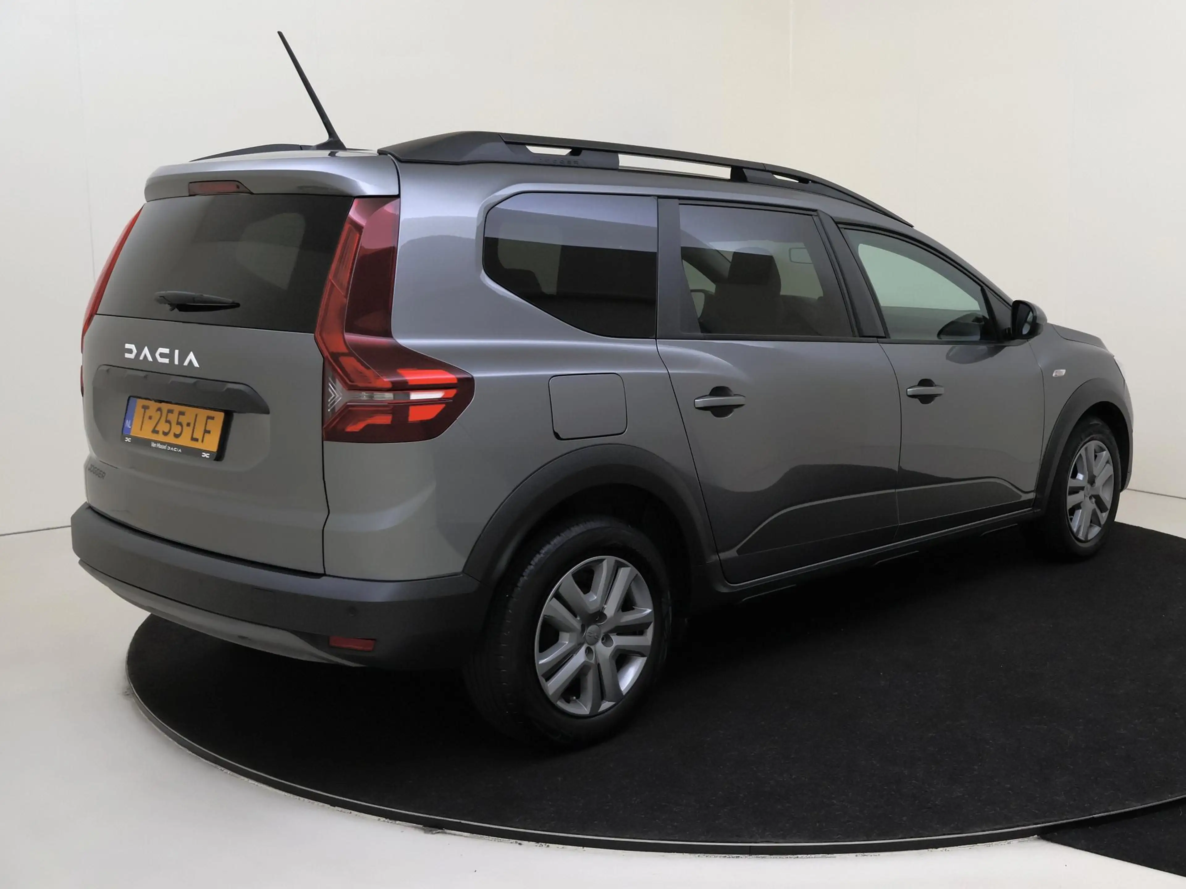 Dacia Jogger 1.0 TCe 100 ECO-G Expression 5p. Apple Carplay | C — photo 4