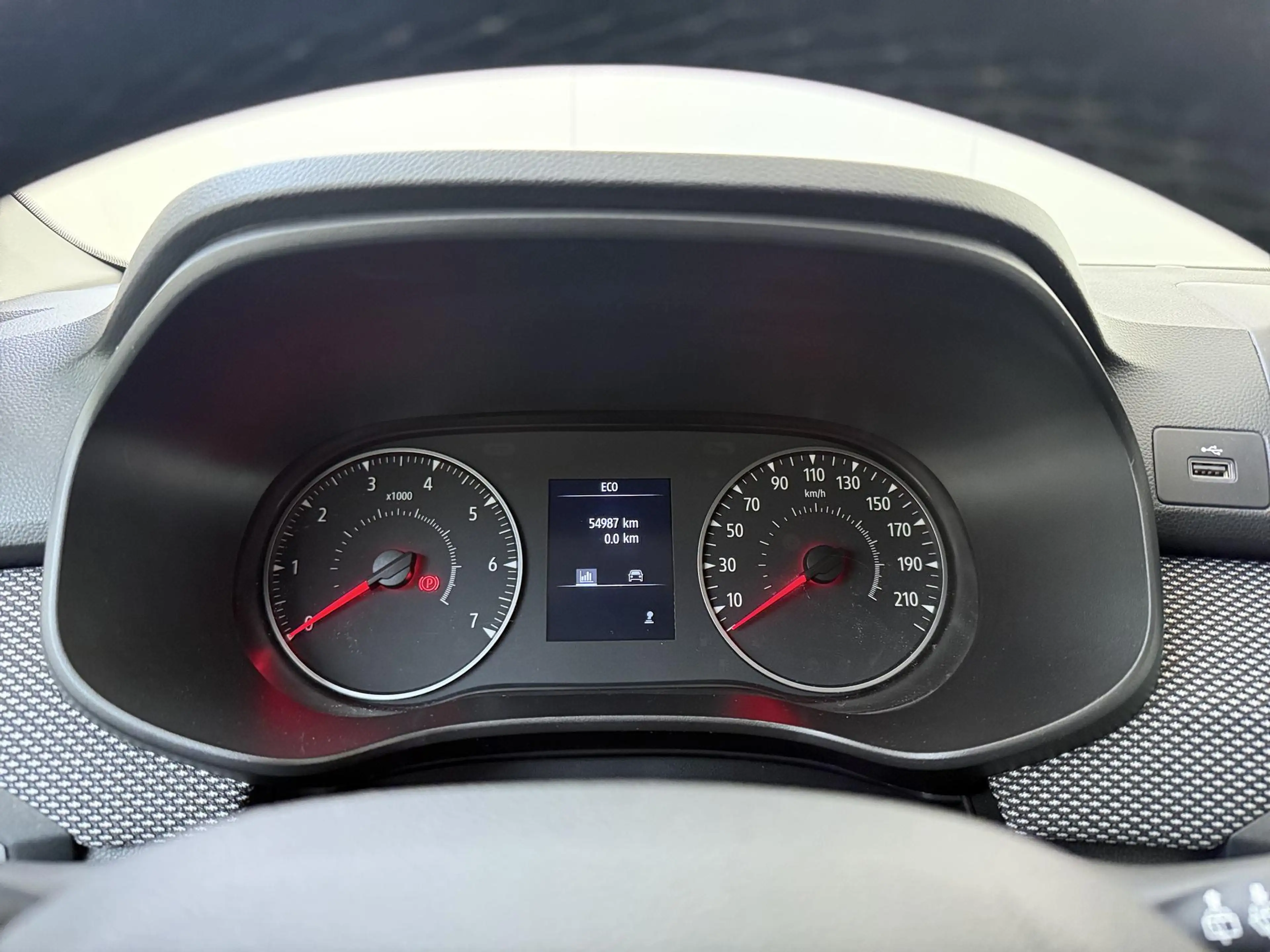 Dacia Jogger 1.0 TCe 100 ECO-G Expression 5p. Apple Carplay | C — photo 11