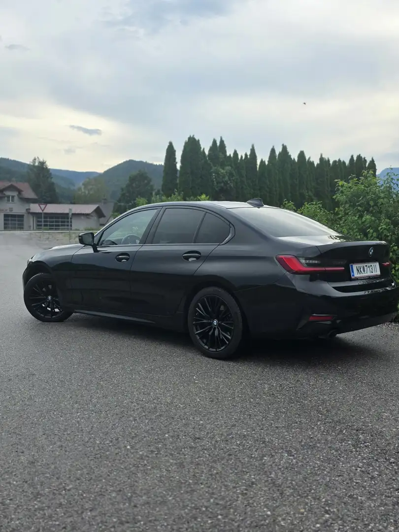 BMW 318 318d G20 Schwarz - 2