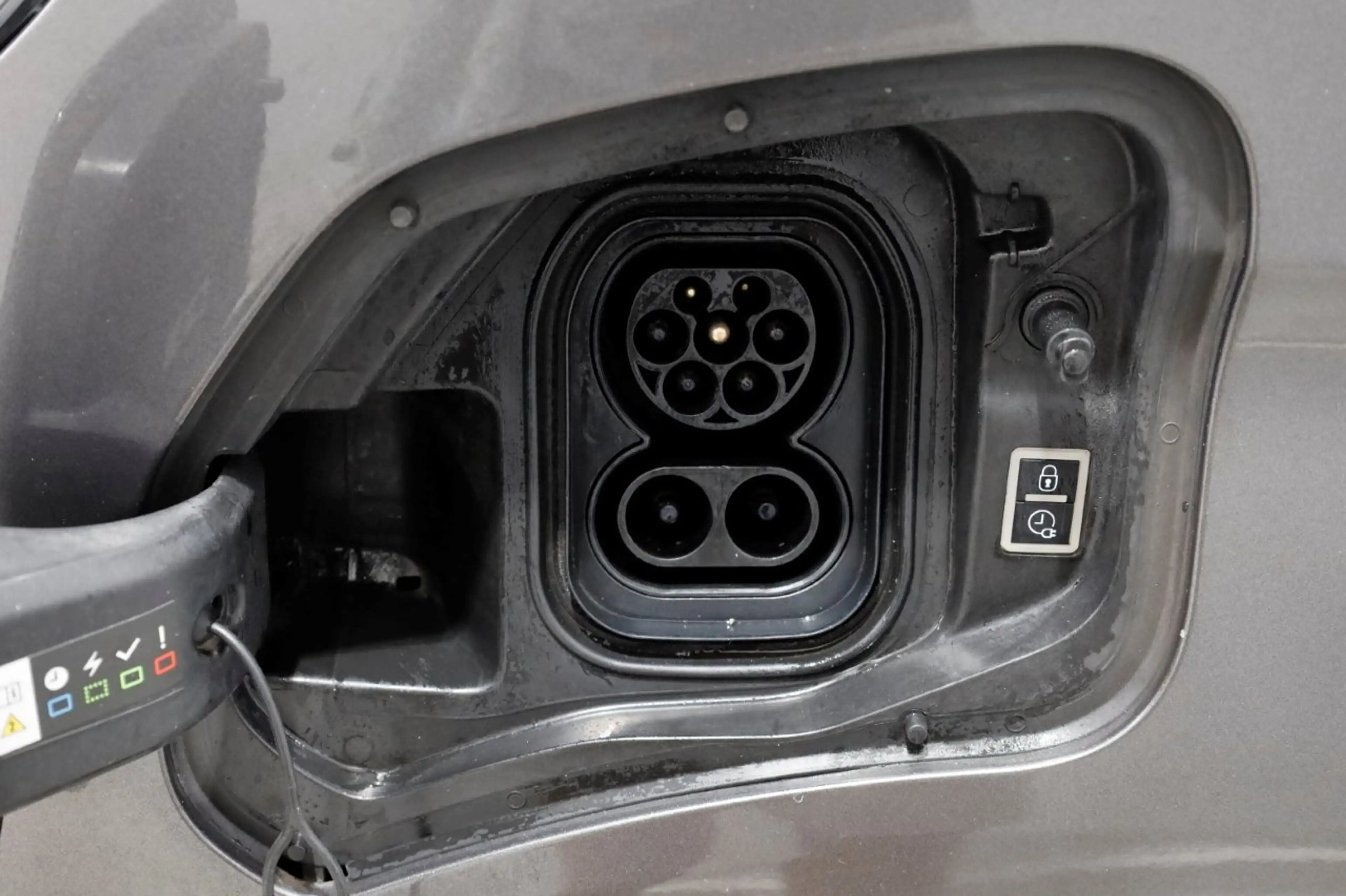 Peugeot e-Expert L2H1 Standard Premium 75 kWh 100% Elektrisch Snell — photo 7