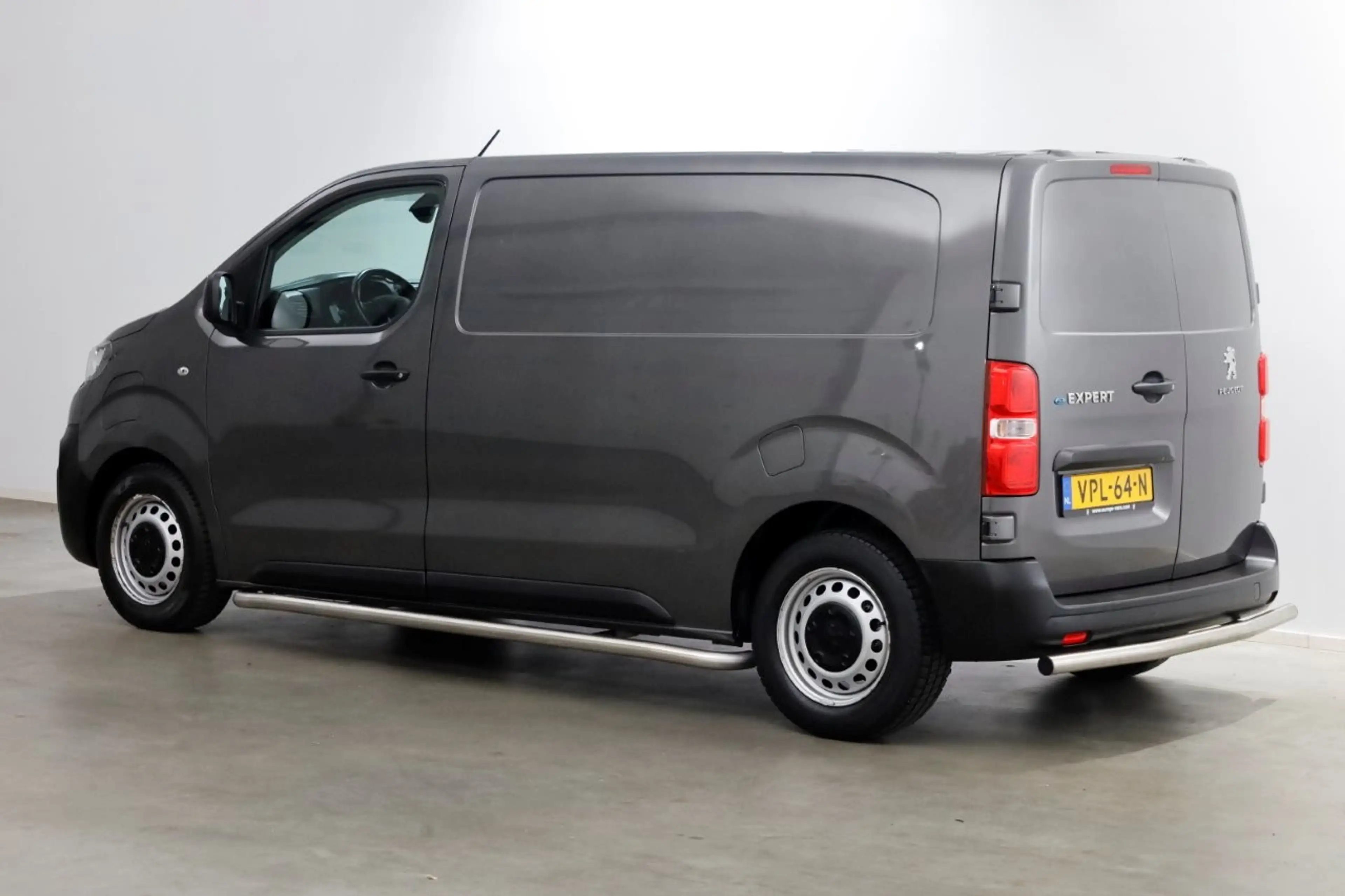 Peugeot e-Expert L2H1 Standard Premium 75 kWh 100% Elektrisch Snell — photo 11