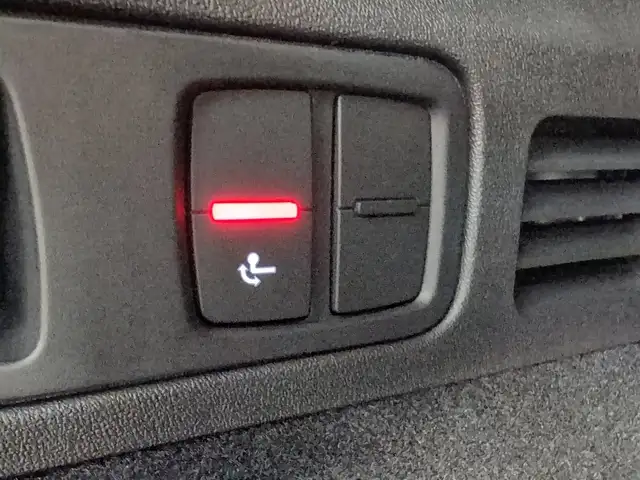 Audi Q5 SUV TDI quattro 150 kW Ansicht 30