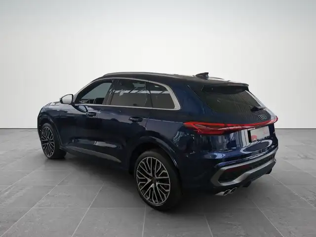 Audi Q5 SUV TDI quattro 150 kW Ansicht 4