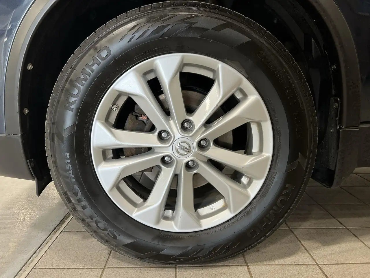 Nissan Rogue снимка Nissan Rogue
