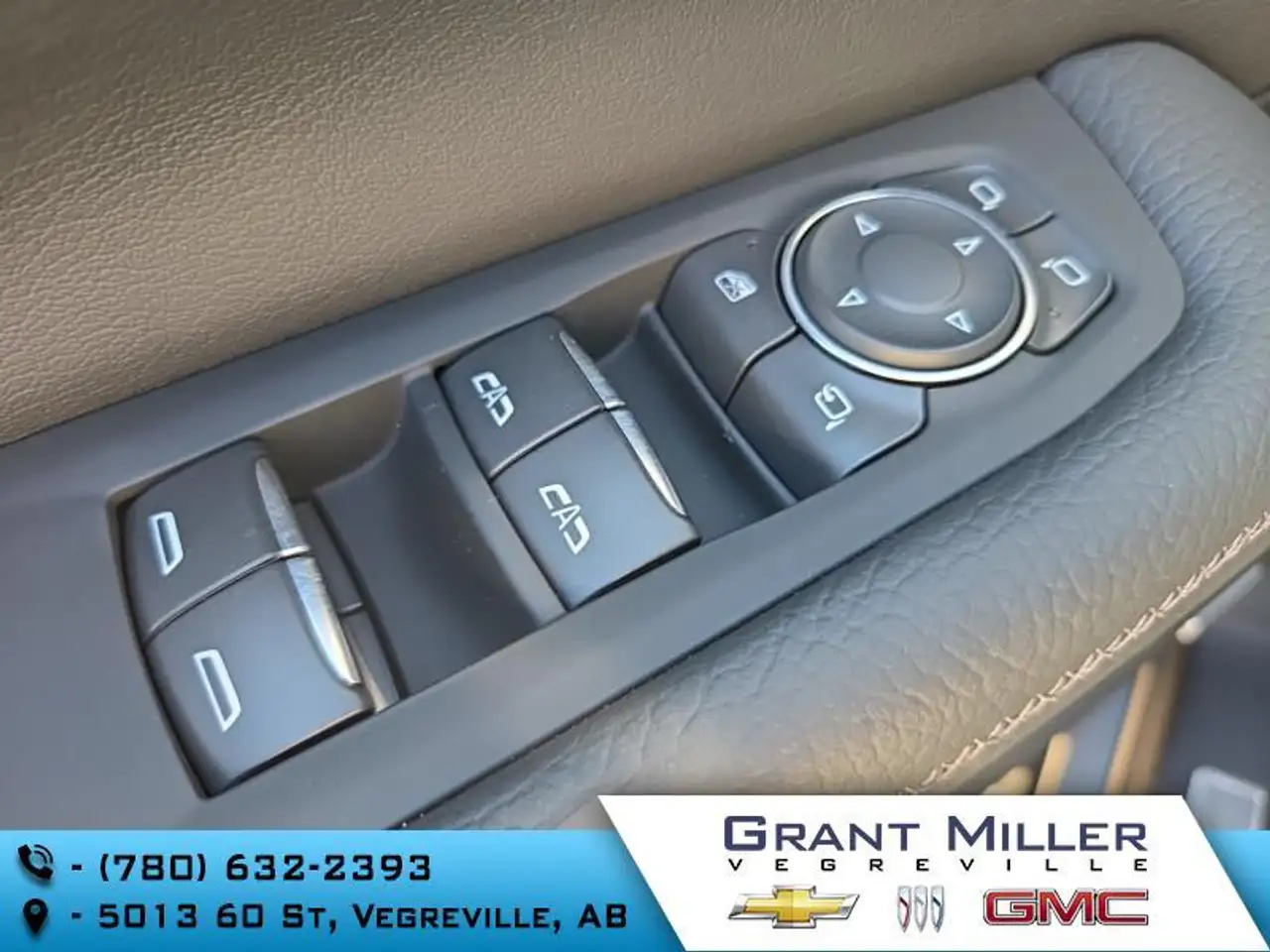 GMC Yukon снимка GMC Yukon
