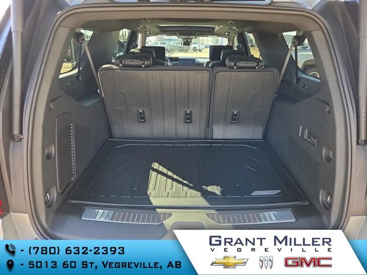 GMC Yukon снимка GMC Yukon