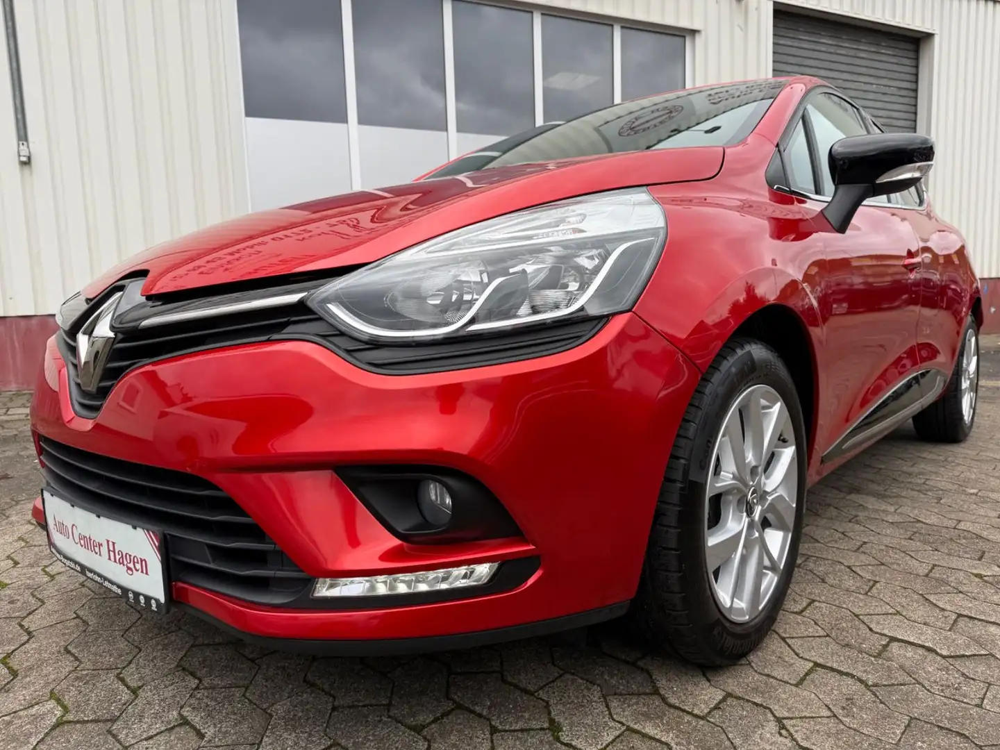 Renault Clio IV 0,9 66kW 90PS Limeted Edition/NAVI/PDC/ Rouge - 1