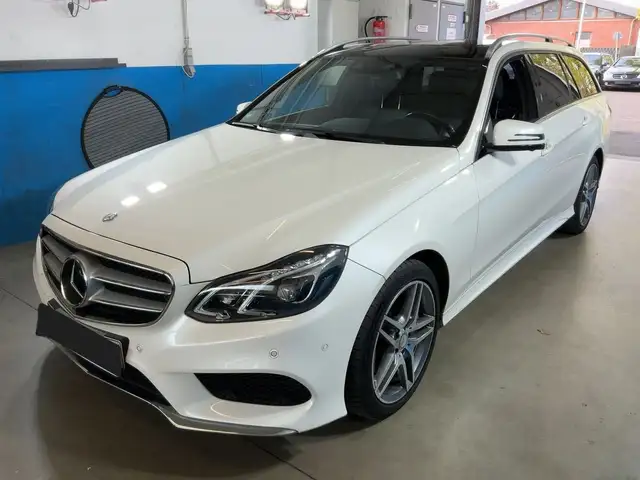 Mercedes-Benz E 500 T CGI BlueEfficiency AMGLine *TOP Ausstattung*