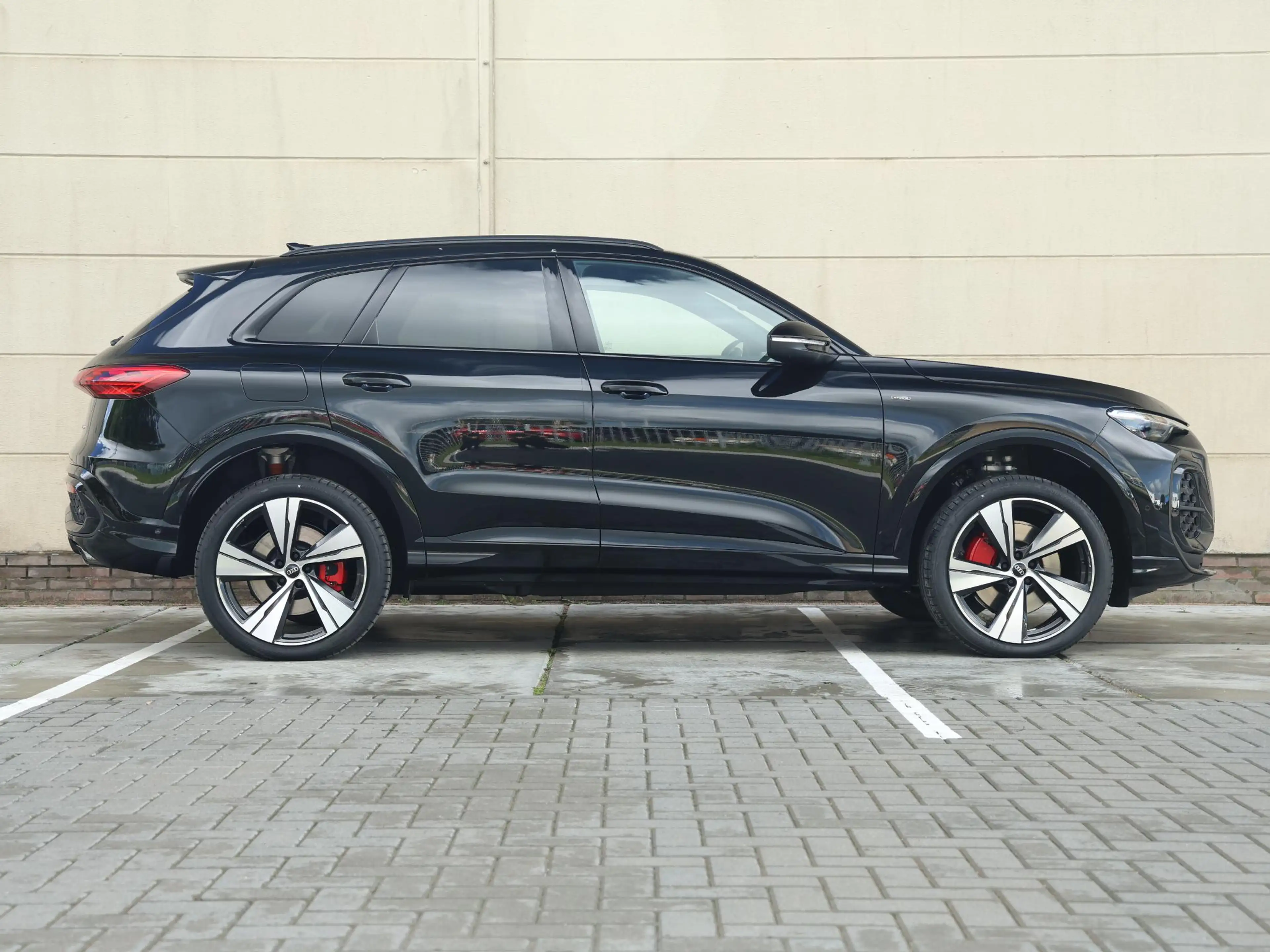 Audi Q5 S edition Competition e-hybrid 367 PK | Pano | 21i — photo 2
