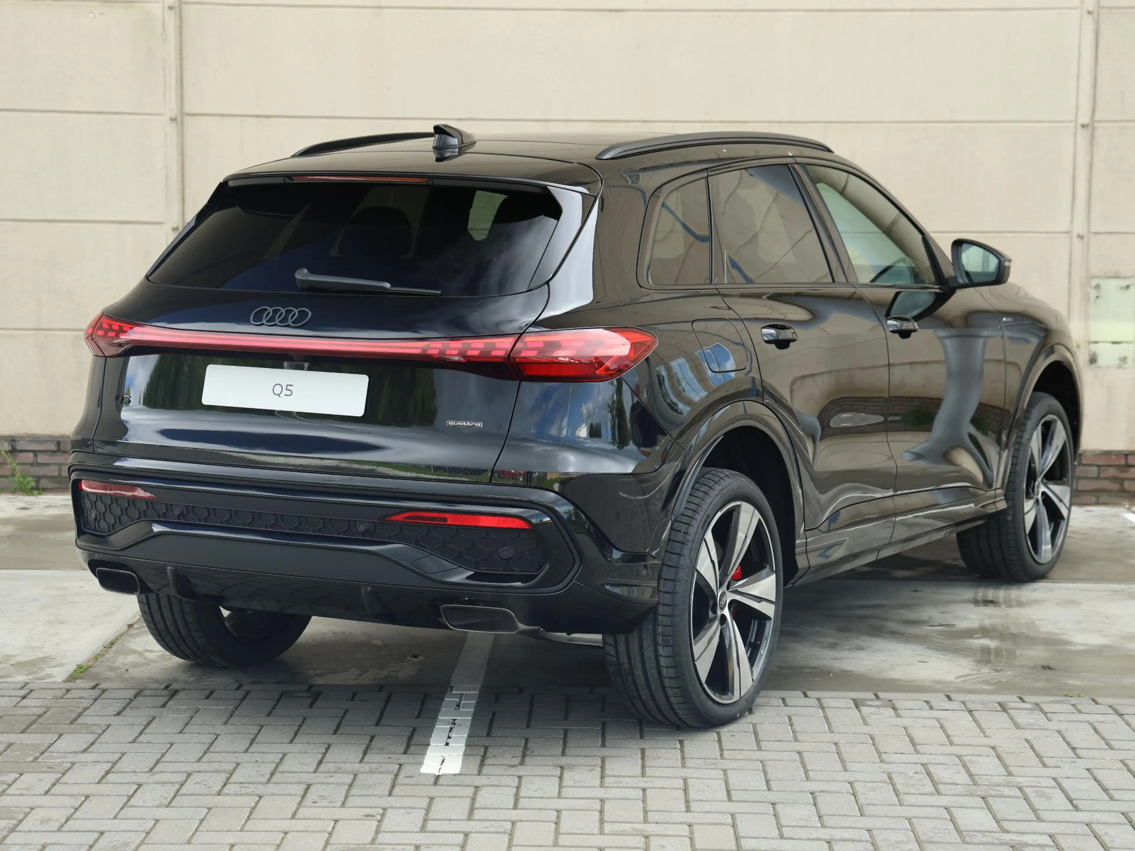 Audi Q5 S edition Competition e-hybrid 367 PK | Pano | 21i — photo 6