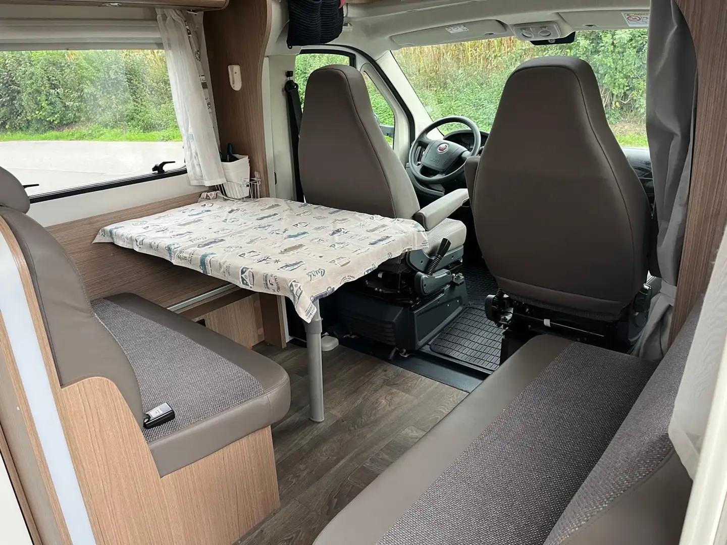 Caravans-Wohnm Carado T448 Emotion - 2