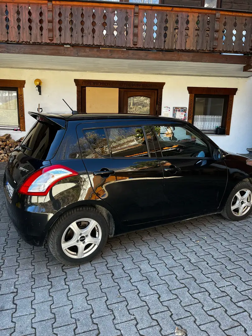Suzuki Swift 1.2 Automatik Comfort Schwarz - 2
