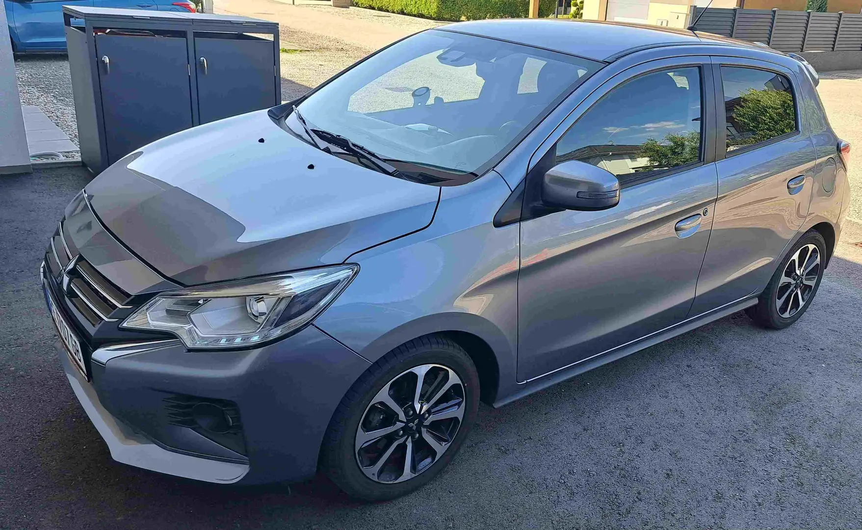 Mitsubishi Space Star Space Star 1,2 MIVEC Diamond AS Grau - 1