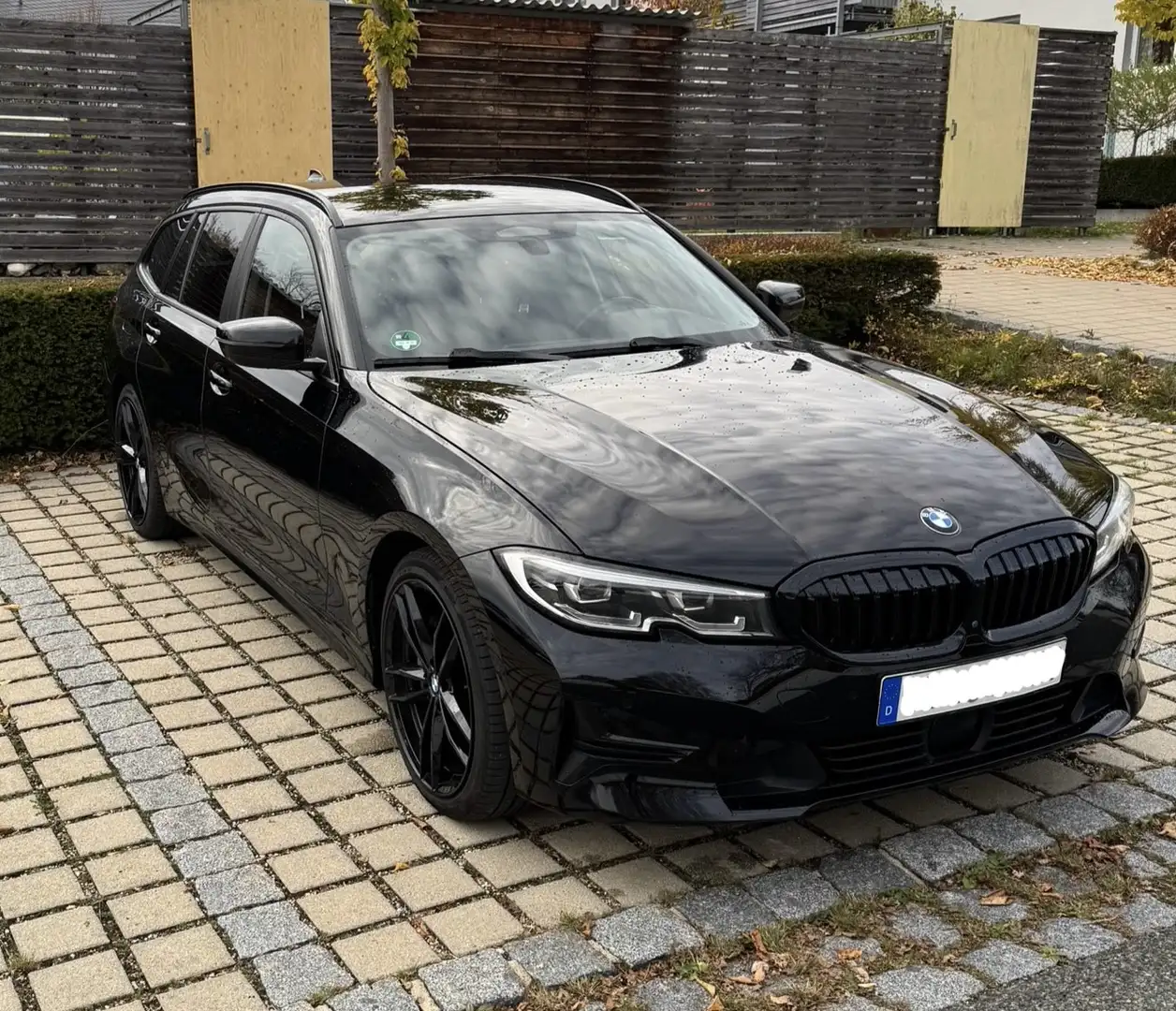 BMW 330 d Touring xDrive Aut. Luxury Line - 2