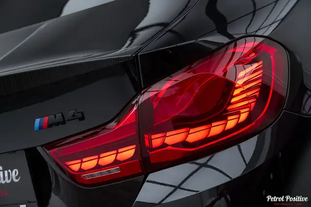 BMW M4 view 22