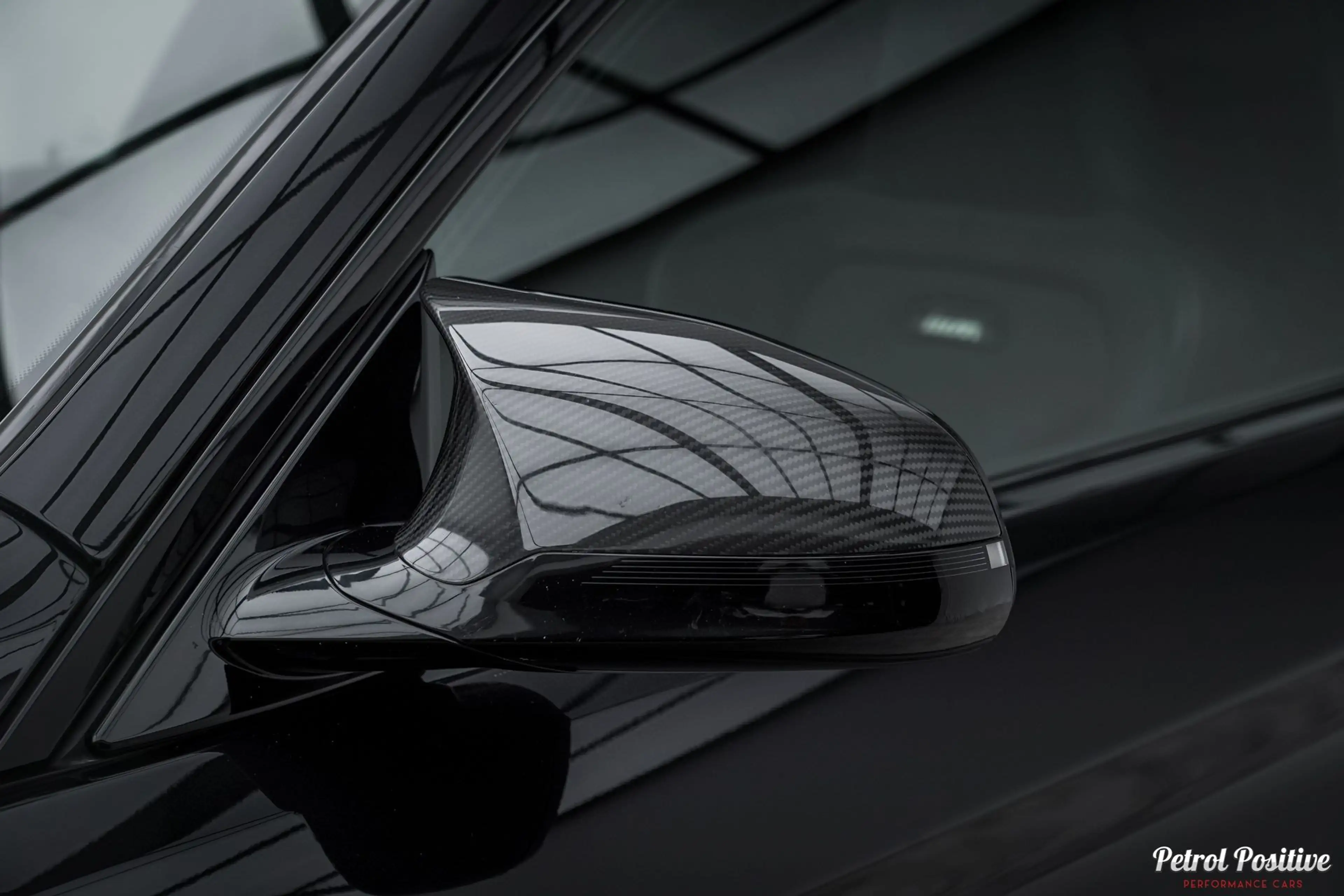 BMW M4 4er Coupe EU MODELL / CARBON / OLED / SERVICEGEPF — photo 6