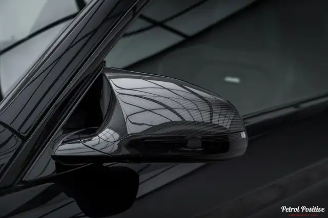 BMW M4 view 6