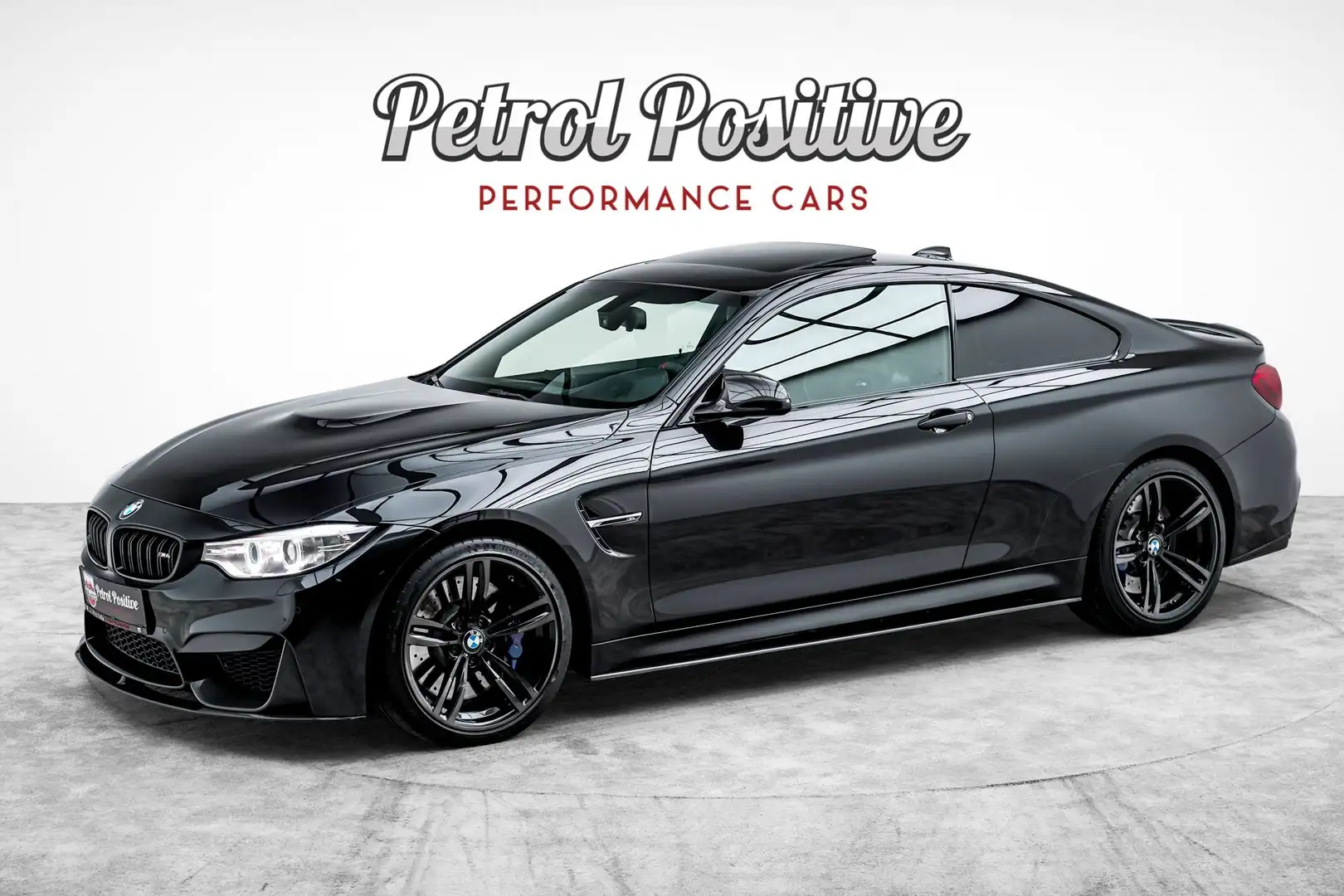 BMW M4 4er Coupe EU MODELL / CARBON / OLED / SERVICEGEPF Schwarz - 2