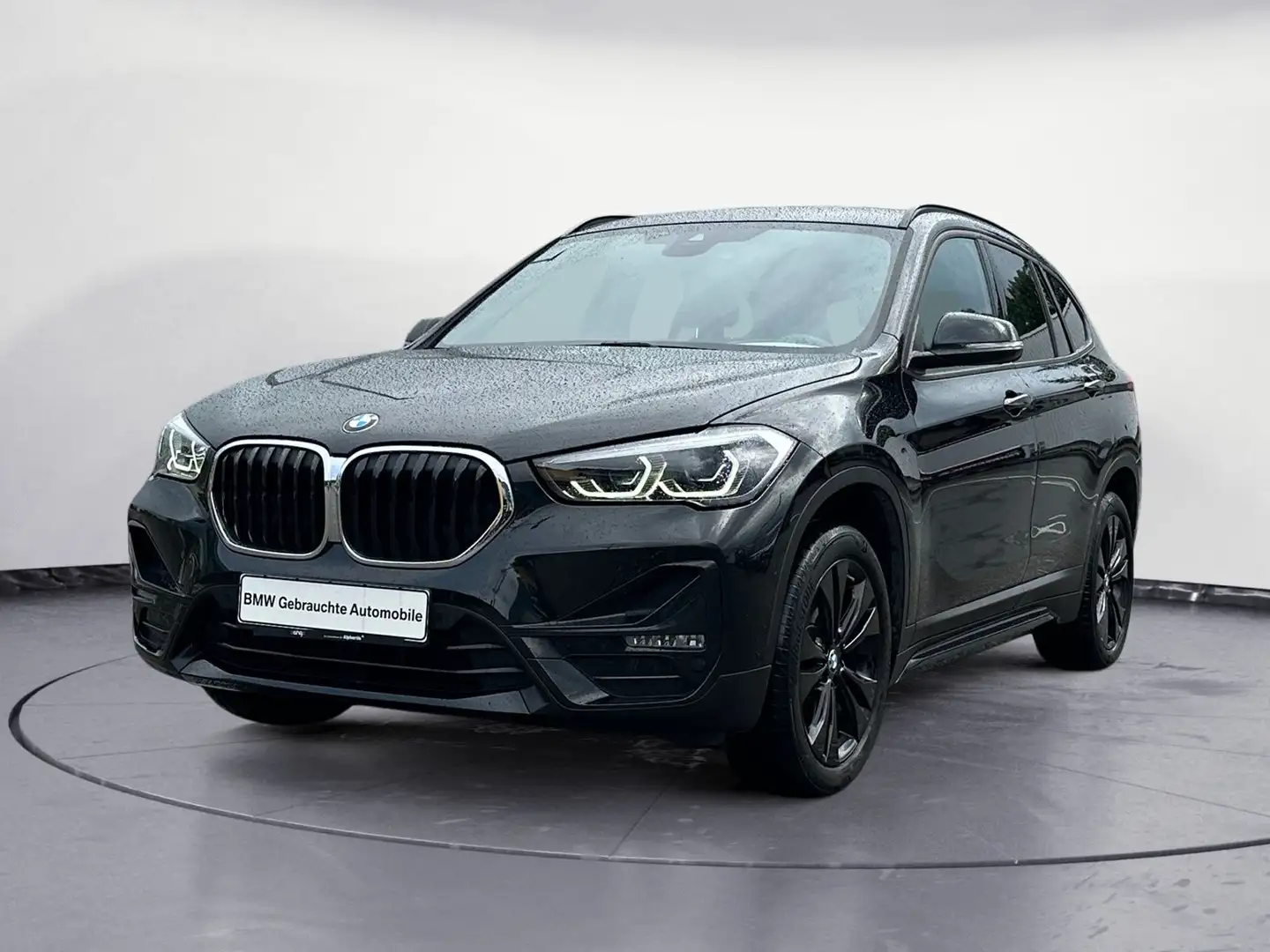 BMW X1 xDrive18d Sport Line Navi Aut. Klimaaut. AHK Schwarz - 2
