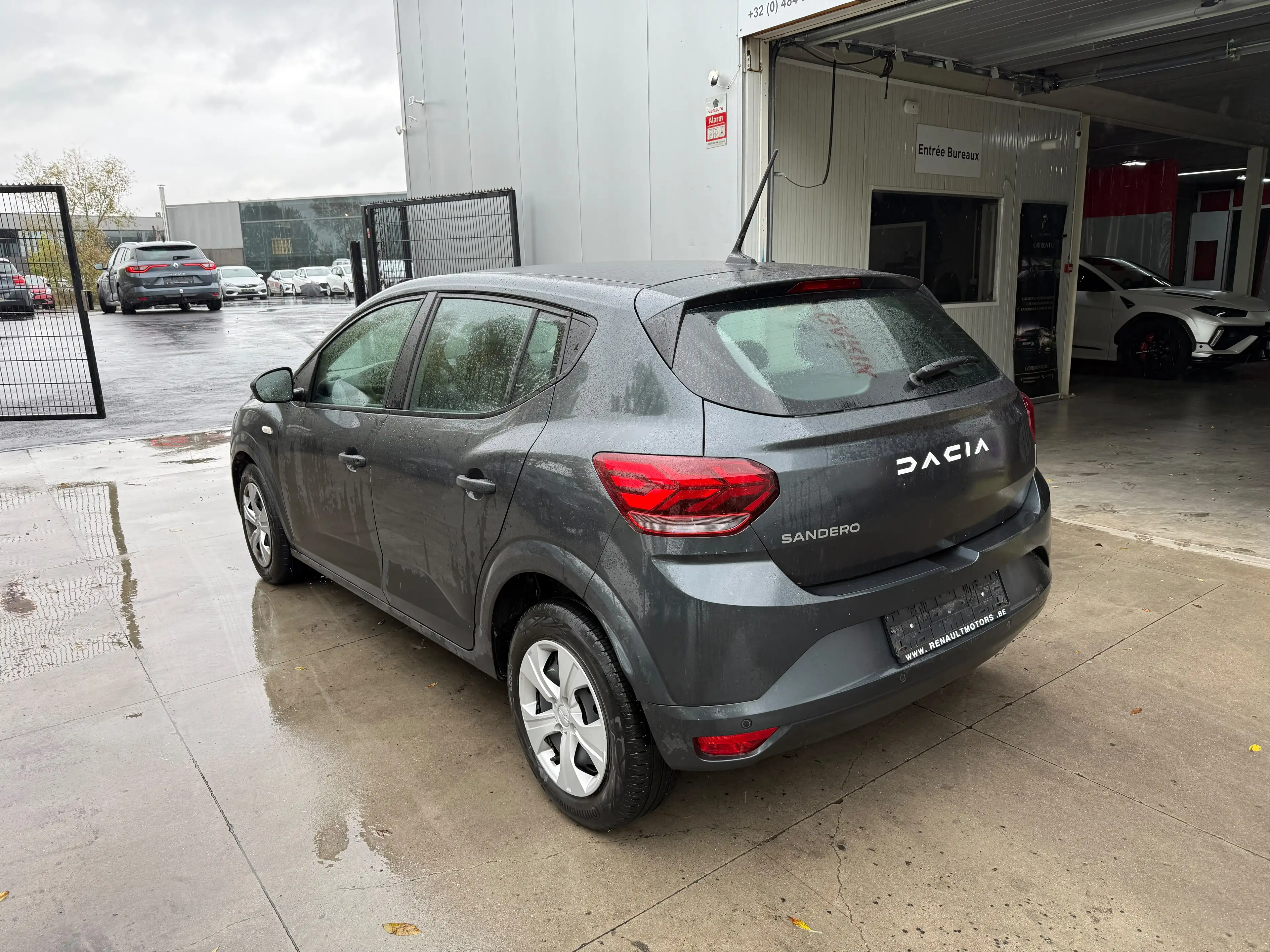 Dacia Sandero Sandero 1.0i SCe Essential — photo 2