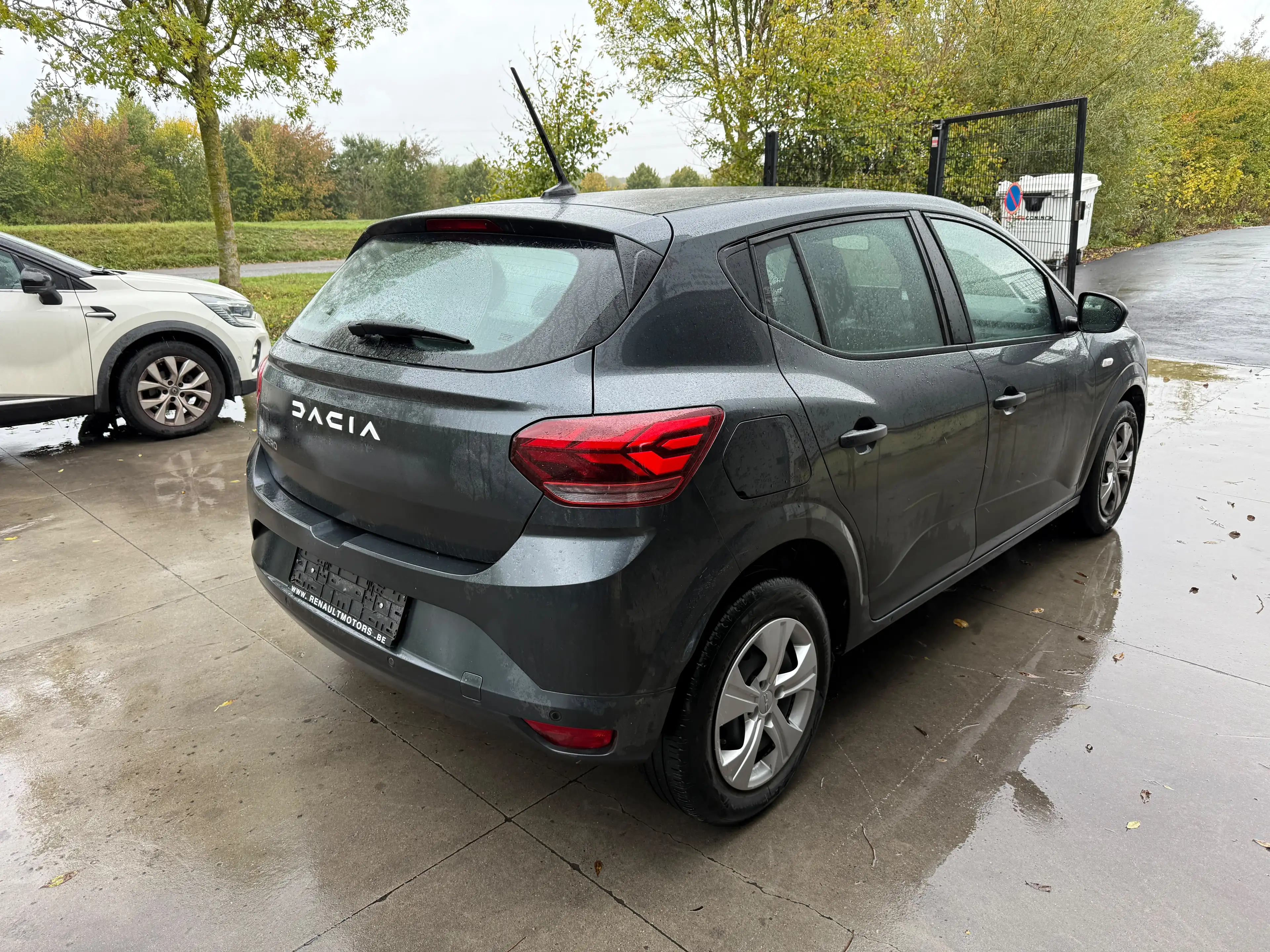 Dacia Sandero Sandero 1.0i SCe Essential — photo 3