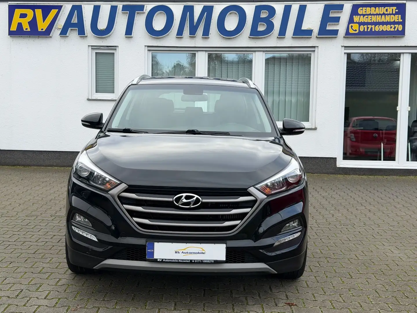 Hyundai TUCSON Style 4WD Schwarz - 1