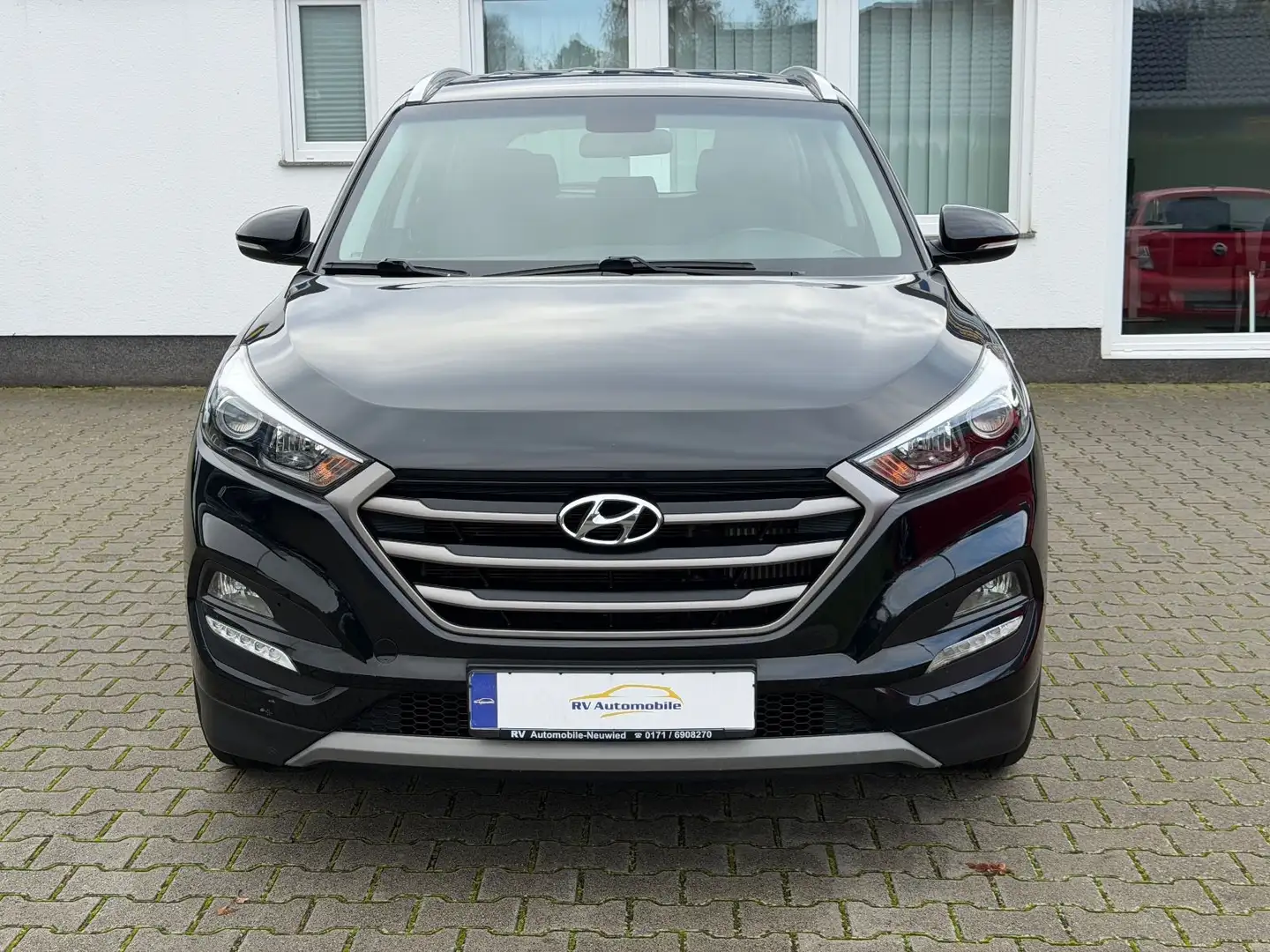 Hyundai TUCSON Style 4WD Schwarz - 2