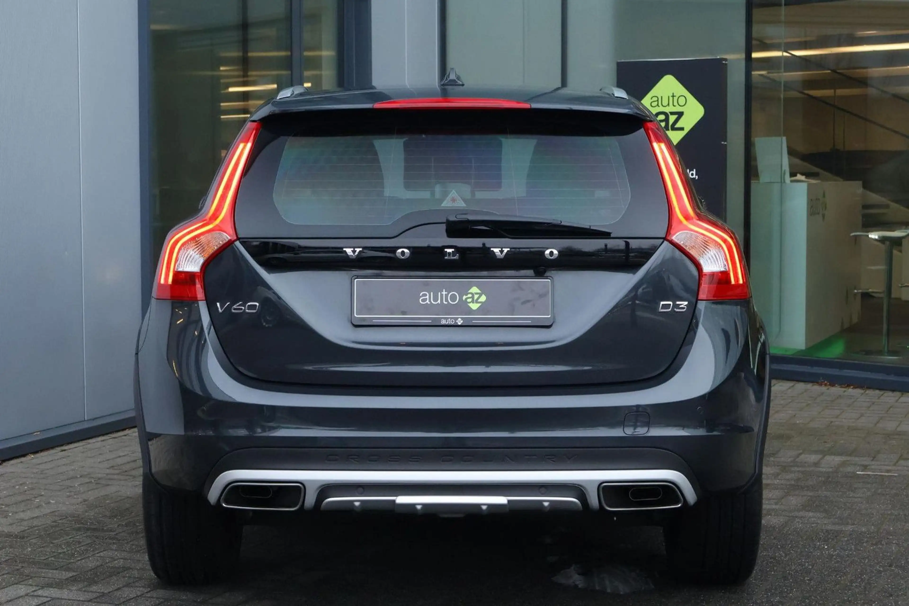 Volvo V60 Cross Country 2.0 D3 Polar+ / kamera / Schie — photo 9