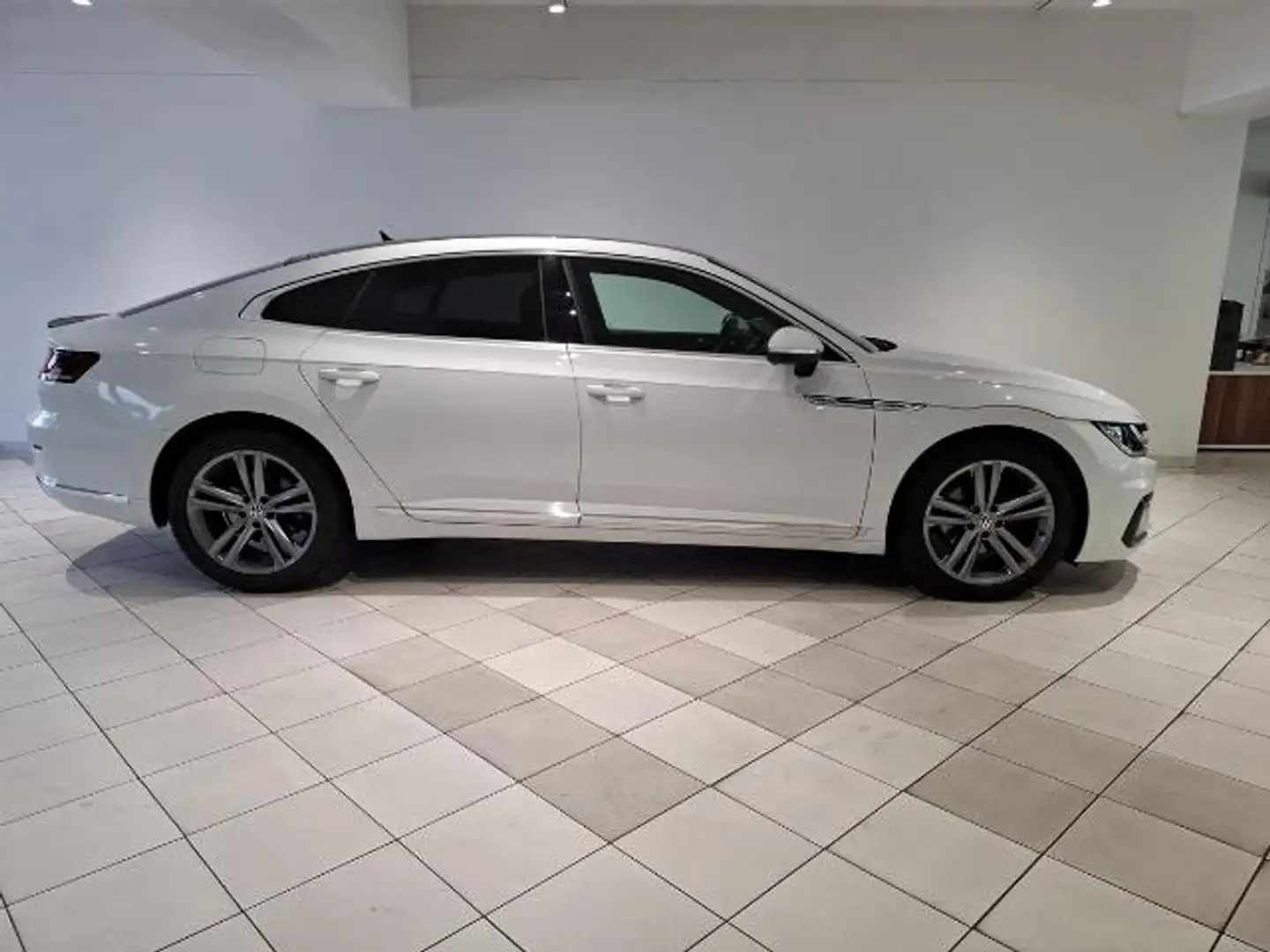 Volkswagen Arteon 2.0 TDI R-Line NAVI SHZ Fernlicht Weiß - 2