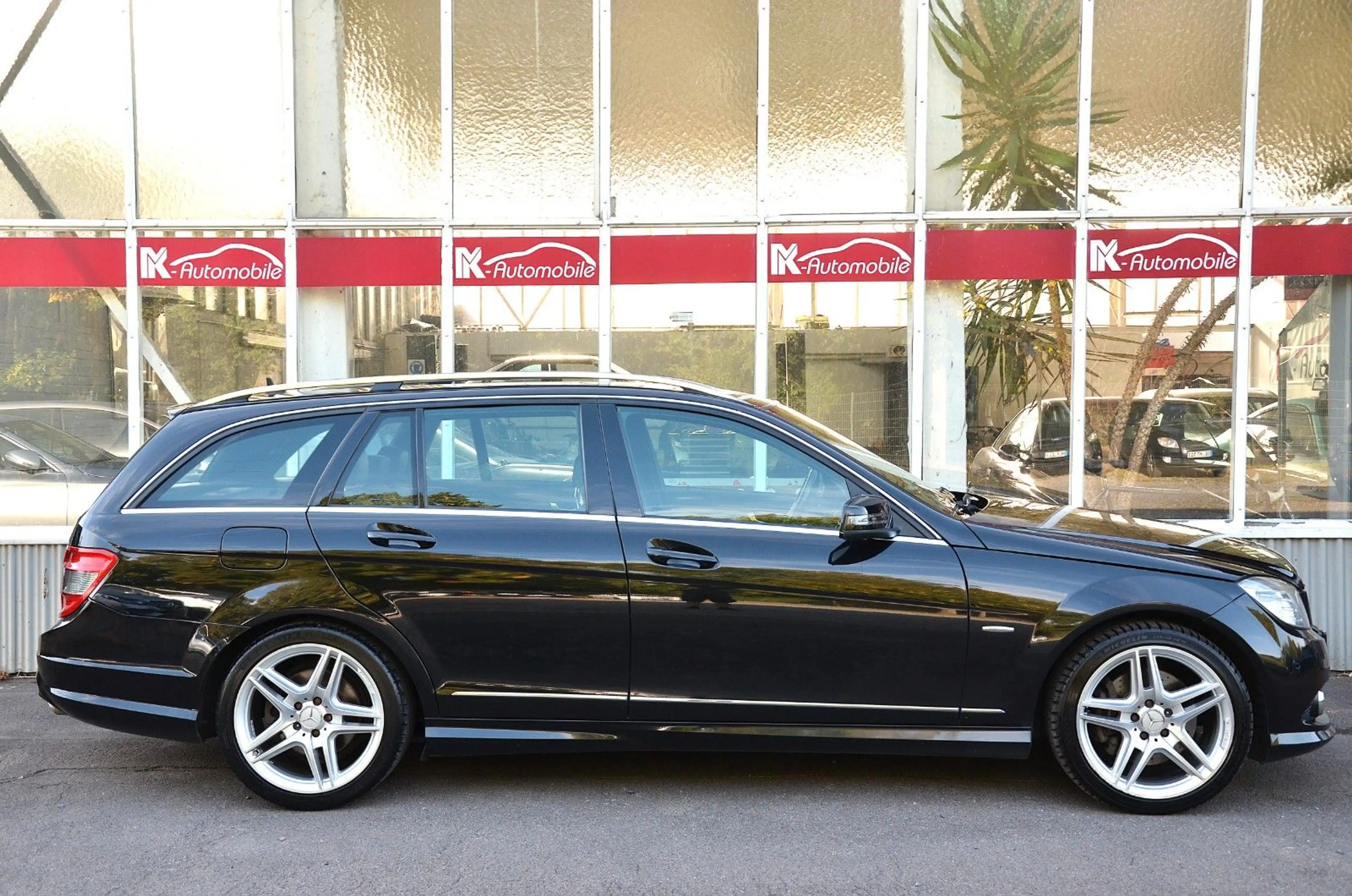 Mercedes-Benz C 350 T Autom. Avantgarde 2.Hd./Leder/Navi/GSHD — photo 4