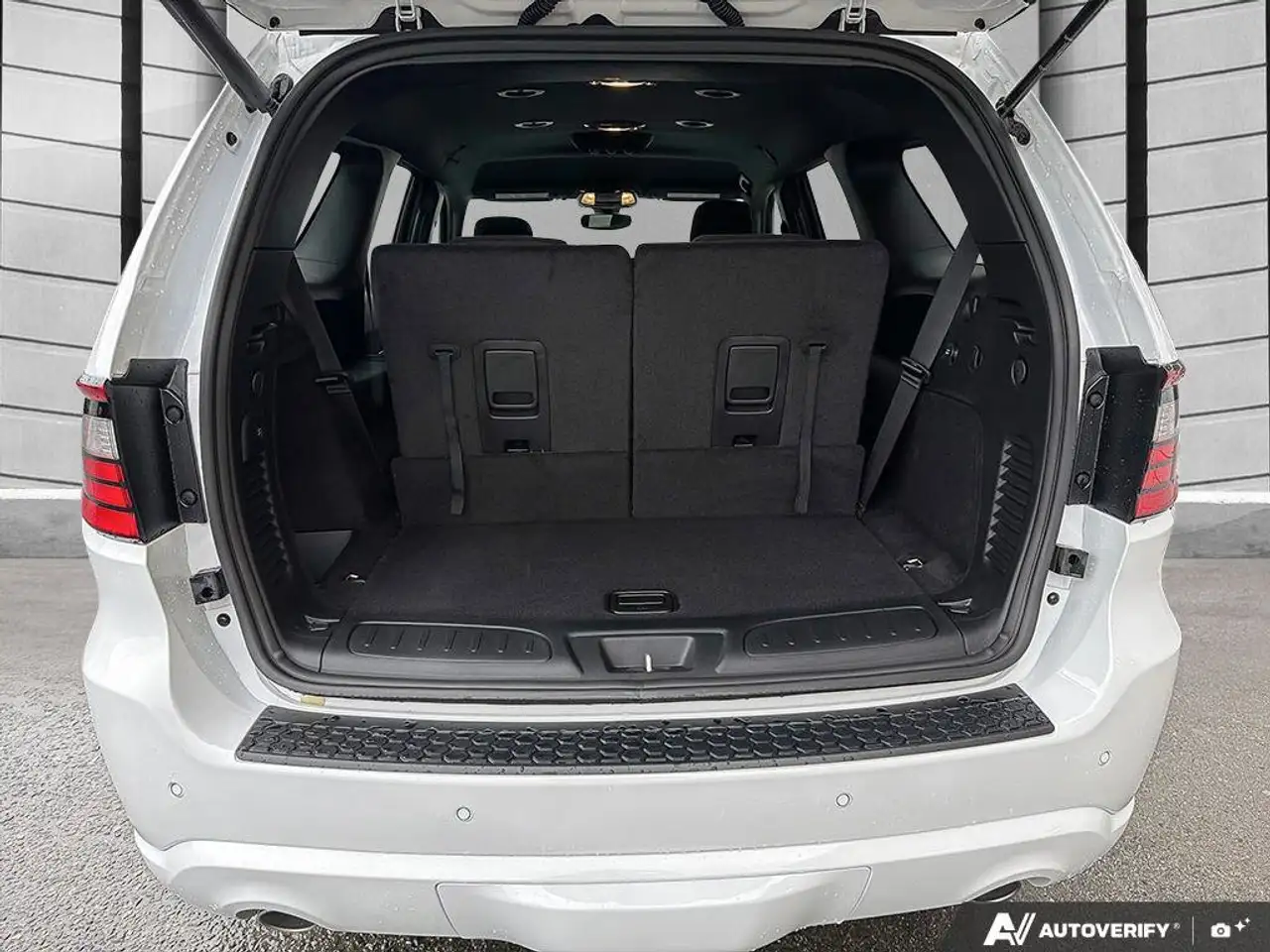 Dodge Durango снимка Dodge Durango