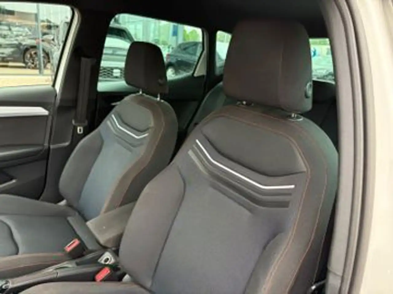SEAT Arona FR 1,5 TSI DSG *GJR*Voll LED*Navi*, миниатюра 15
