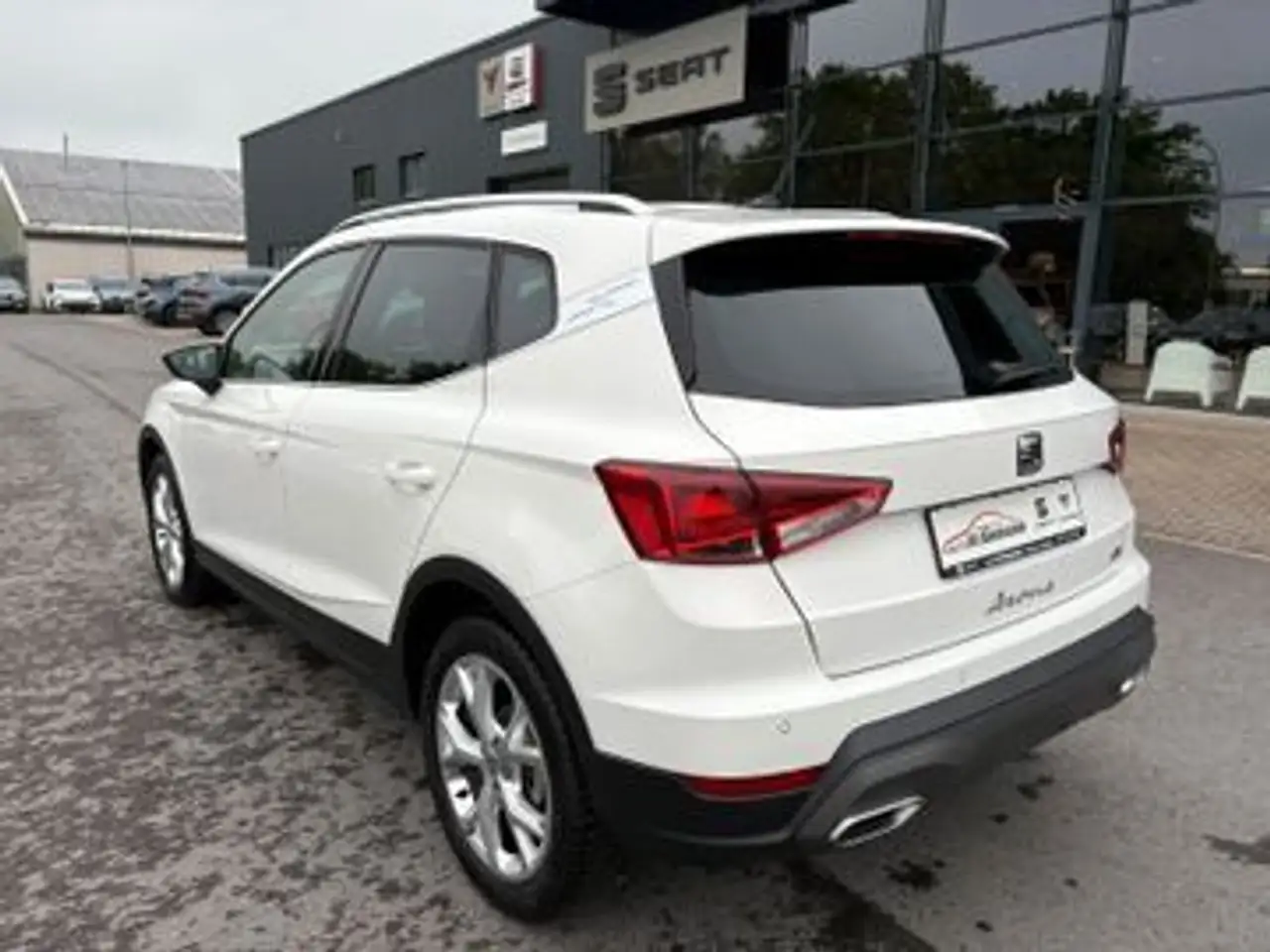 SEAT Arona FR 1,5 TSI DSG *GJR*Voll LED*Navi*, миниатюра 3