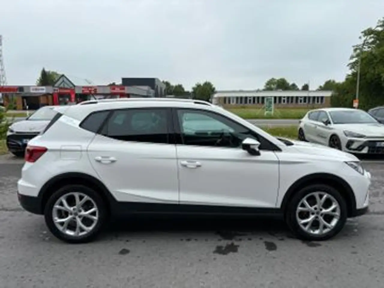 SEAT Arona FR 1,5 TSI DSG *GJR*Voll LED*Navi*, миниатюра 4
