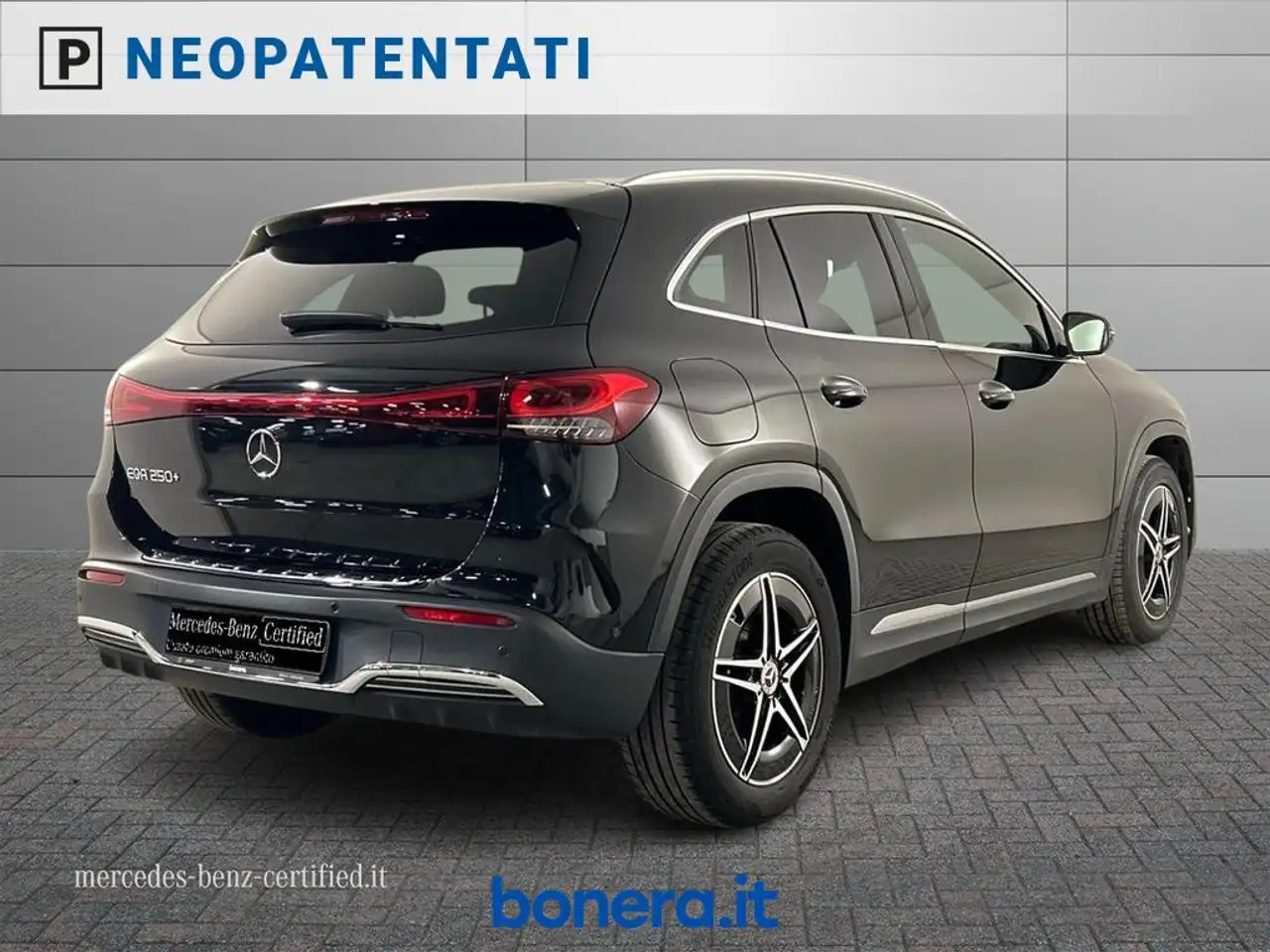 Mercedes-Benz EQA 250 + Premium 3