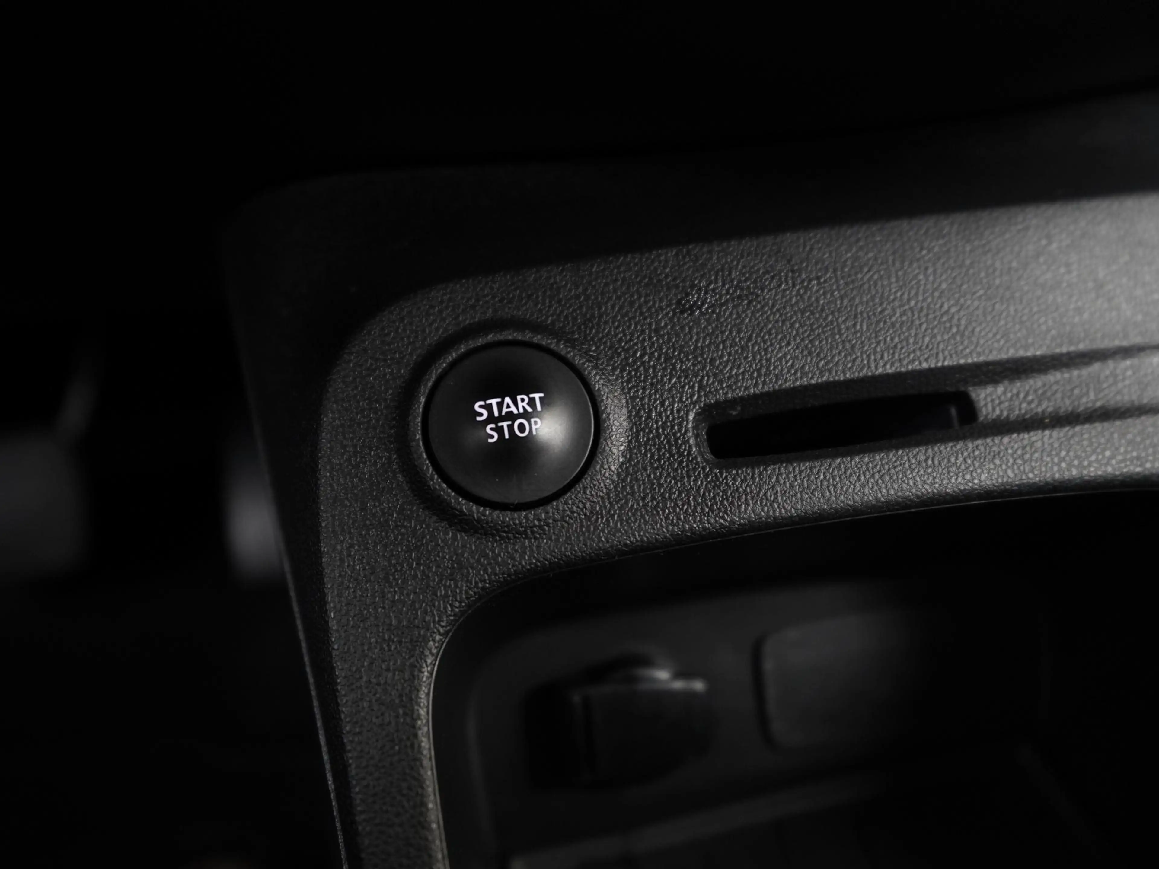 Renault Captur 1.2 TCe Limited Black | Stoelverwarming | Camera | — photo 31