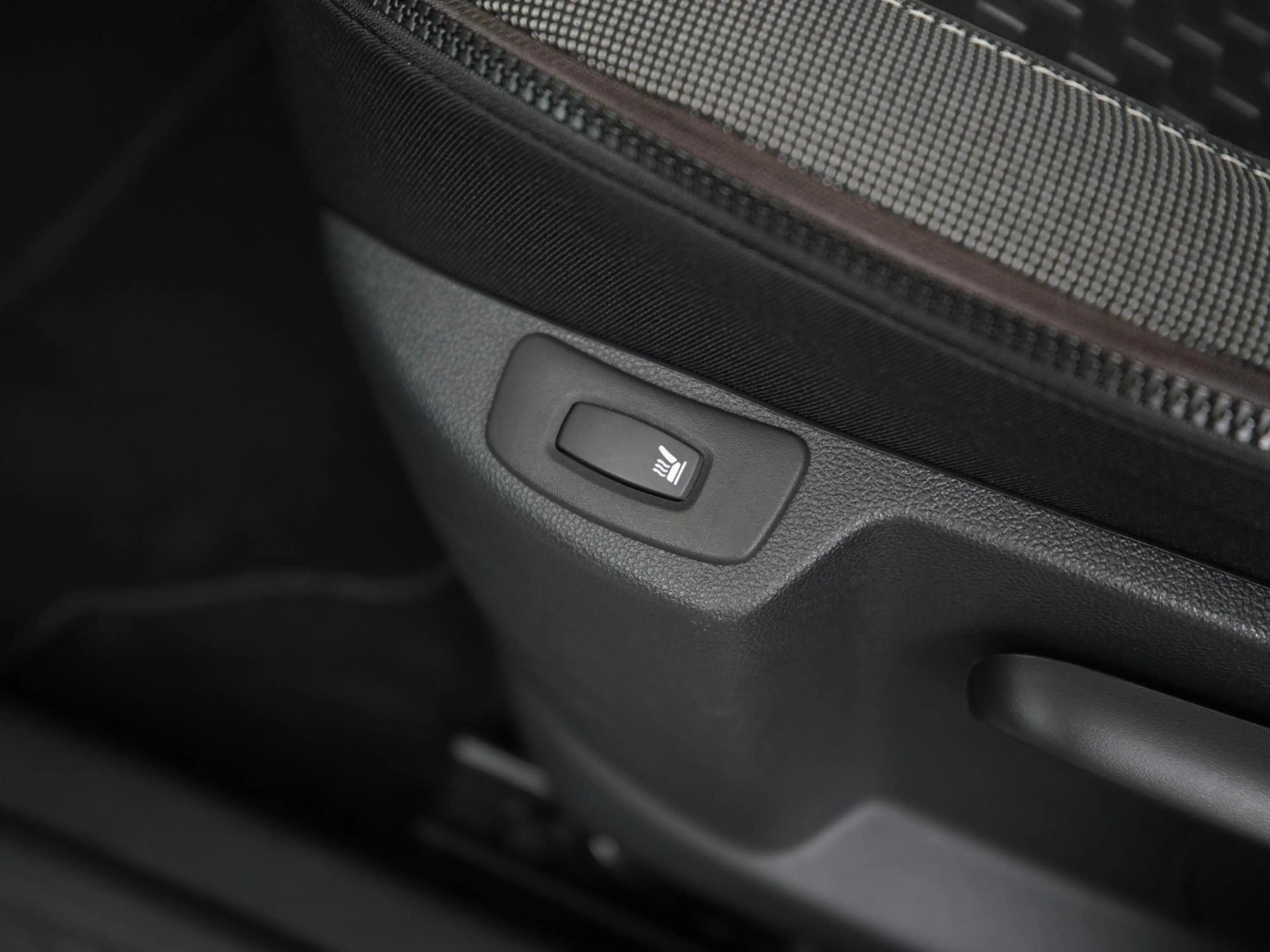 Renault Captur 1.2 TCe Limited Black | Stoelverwarming | Camera | — photo 27