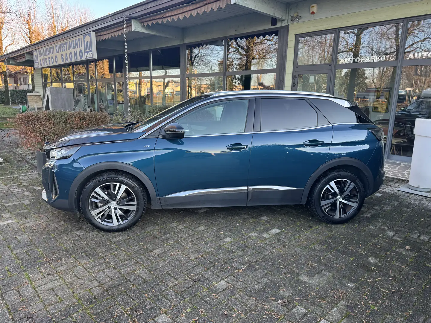 Peugeot 3008 3008 II 2022 1.5 bluehdi GT Pack s Blau - 2