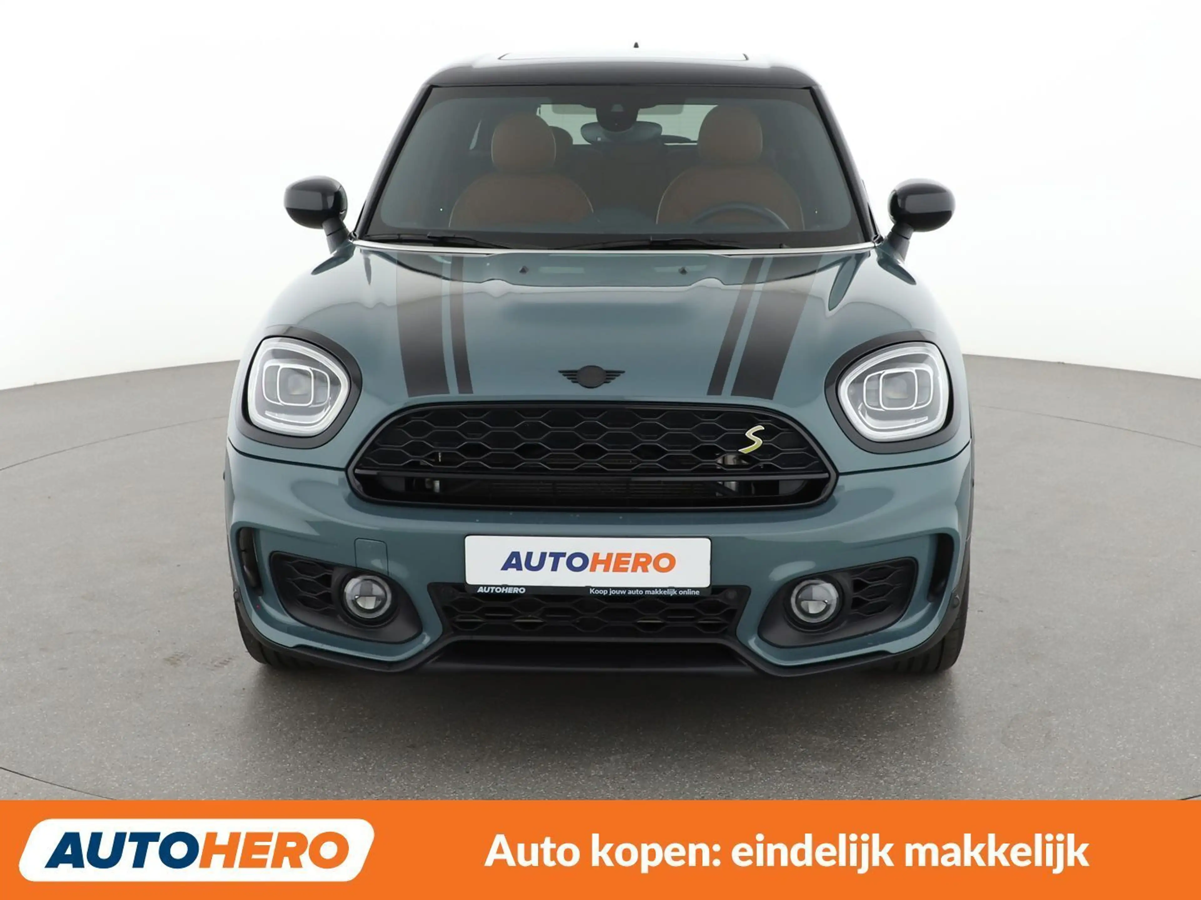 MINI Cooper SE Countryman Cooper S E Hybrid ALL4 John Cooper Works Trim — photo 9