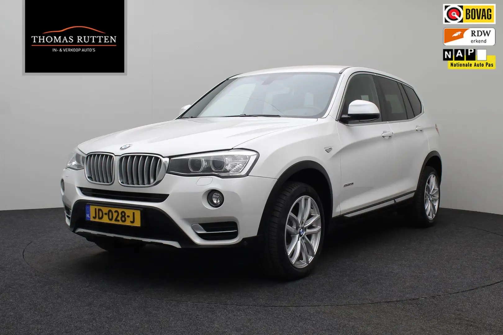 BMW X3 sDrive20i High Executive 2016 NAP Dealer onderhoud Wit - 1
